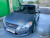 Vand/Schimb Kia Cee'd 2009 1.4 Benzina 