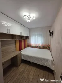 Vanzare apartament 3 camere decomandat