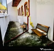 Cas#259; 4 camere curte individuala | Brasovul Vechi, Zona 