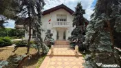 Casa deosebita teren 2800 mp cu piscina Otopeni Ferme