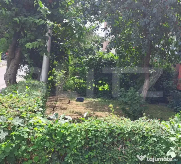 Cernatu, Săcele – Apartament 2 camere cu balcon mare, par
