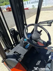 Stivuitor Toyota GPL, 2 t / 4 metri, translație laterala, triplex, anvelope noi 
