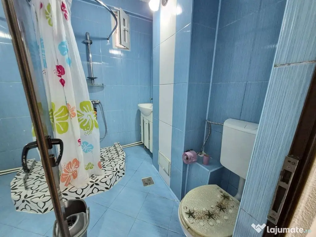 De inchiriat apartament cu 2 camere, Micro 17, parter, 40...