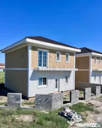 Casa individuala - despartita prin terasa - 4 benzi - zona e