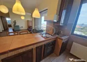 Apartament luminos cu balcon generos si panorama deosebita,