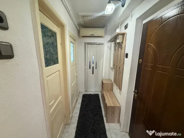 Garsonieră decomandată, 30 mp, ultracentrală, lângă Pri