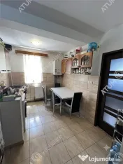 Apartament 2 camere pivnita proprie situat in localitatea Ci
