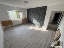 Apartament 3 camere zona Cet