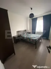 Apartament 3 camere central, 2 băi, complet mobilat și uti
