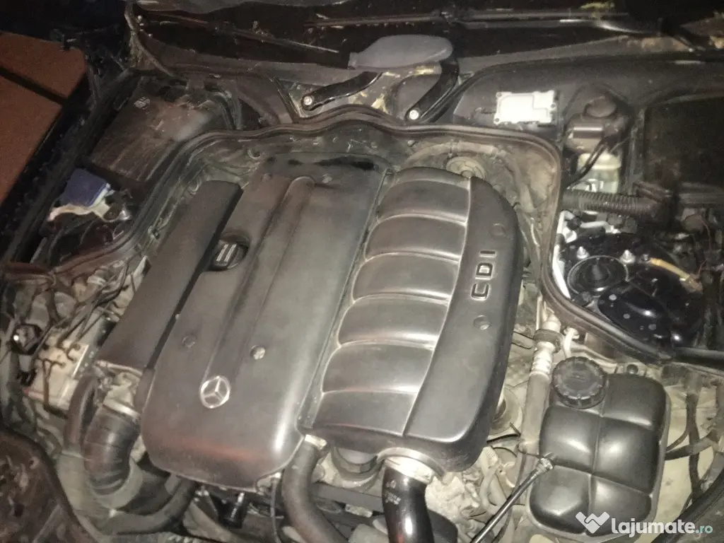 Vând Mercedes W211 CDI 270 din 2004