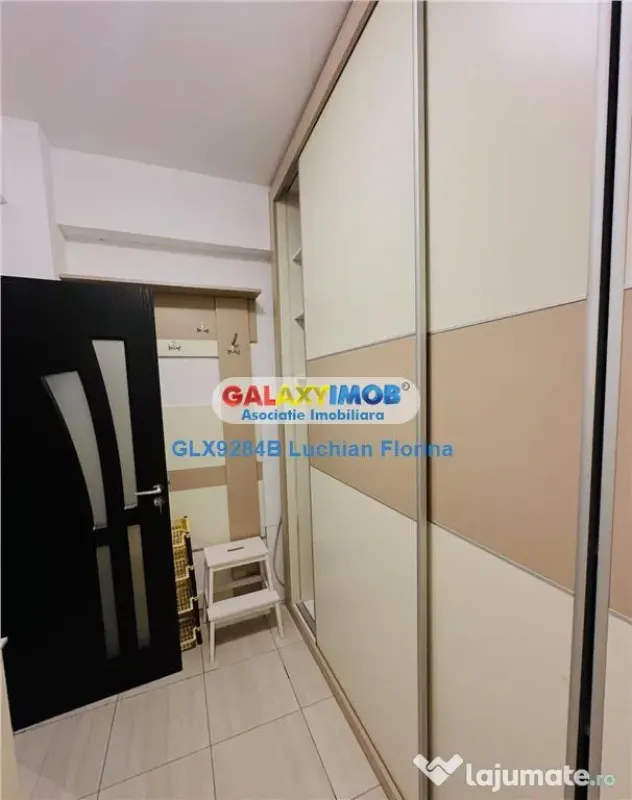 Apartament 3 camere, decomandat I 1 Decembrie