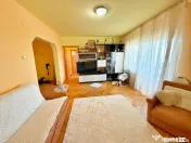 Apartament cu 3 camere de vânzare în zona Aurel Vlaicu 
