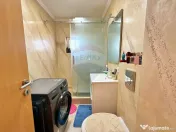 Apartament cu 3 camere de vânzare în zona Aurel Vlaicu