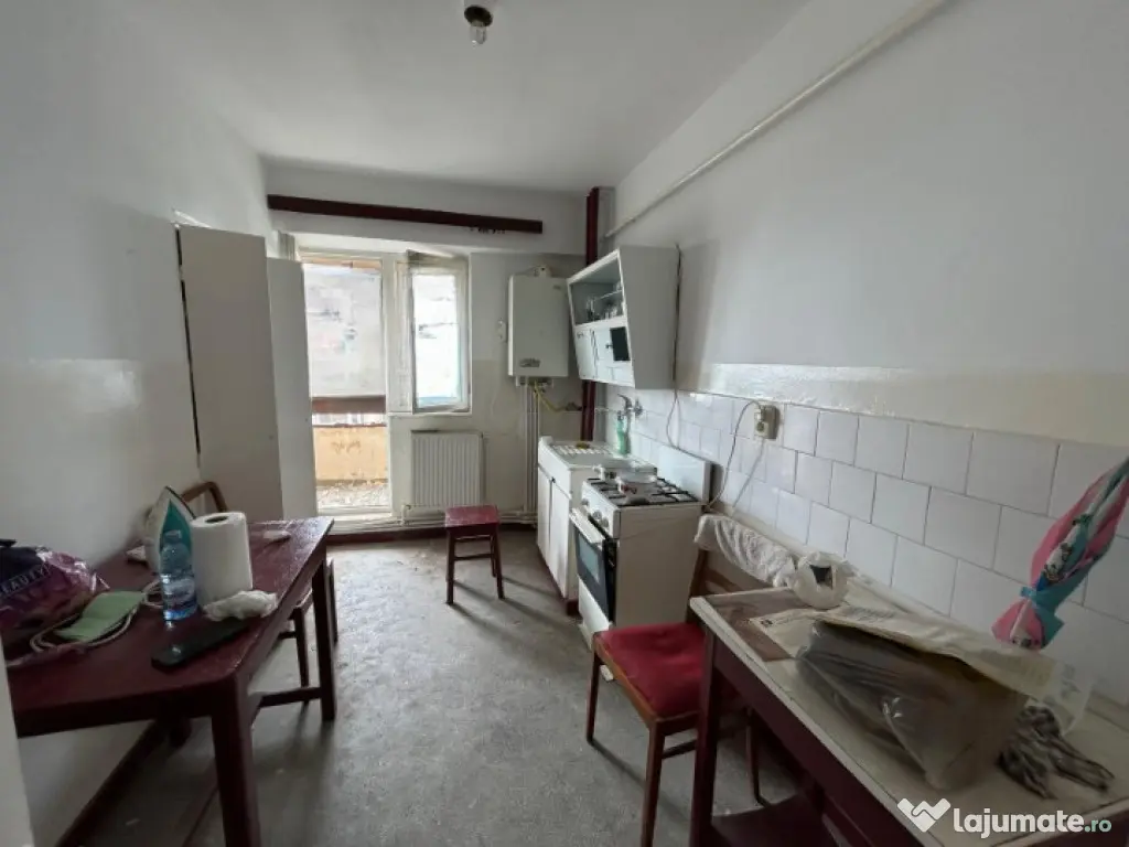 - Apartament 2 camere 60mp, Dorobantilor, etaj intermediar.