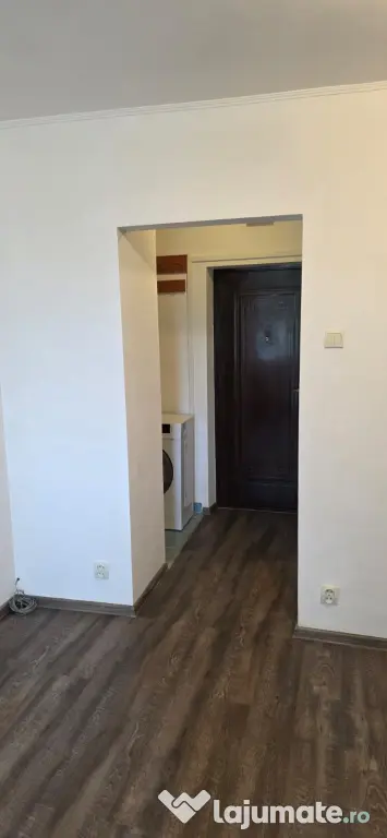 Proprietar vand Garsoniera Fizicienilor