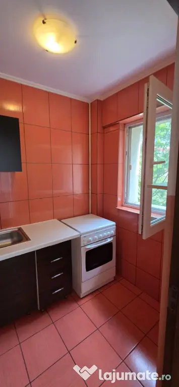 Proprietar vand Garsoniera Fizicienilor