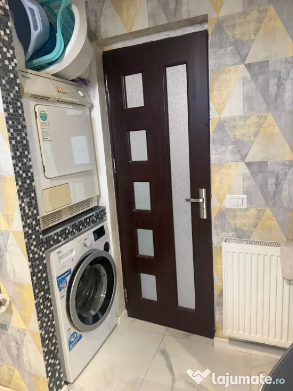 CASA DEOSEBITSA MOBILATA in stil italian ,zona podul VIORELE
