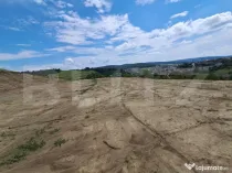 Teren de vanzare, 2700 mp, zona Livezeni