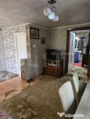Casă cu 3 camere, 70 mp, teren 1.400 mp, anexe, Fărăgău 