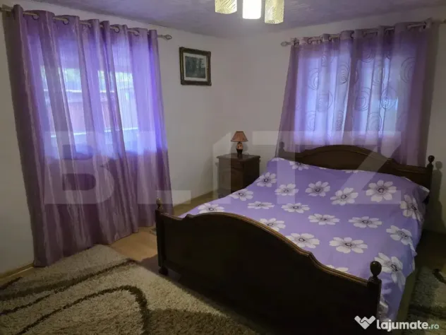 Casă cu 3 camere, 70 mp, teren 1.400 mp, anexe, Fărăgău