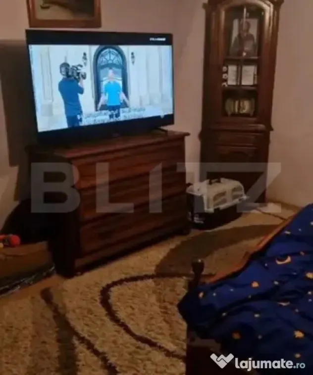Casă cu 3 camere, 70 mp, teren 1.400 mp, anexe, Fărăgău