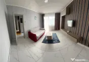 Apartament cu 3 camere- Zona Republicii 