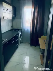 Apartament cu 3 camere- Zona Republicii 