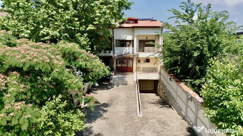 Casa/Vila Premium de vanzare Lacul Snagov / ponton / pisc...