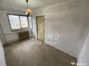 Apartament 3 camere, renovabil I zona Piata Flora I Mănăș 