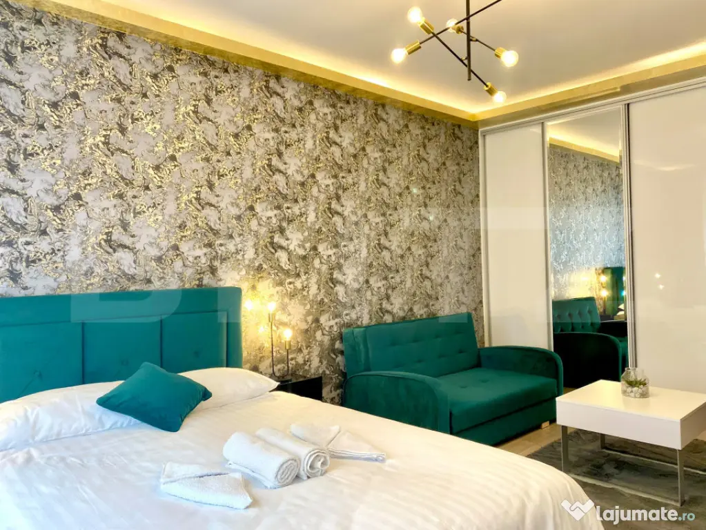Garsoniera Premium / Zona Coresi Tractorul