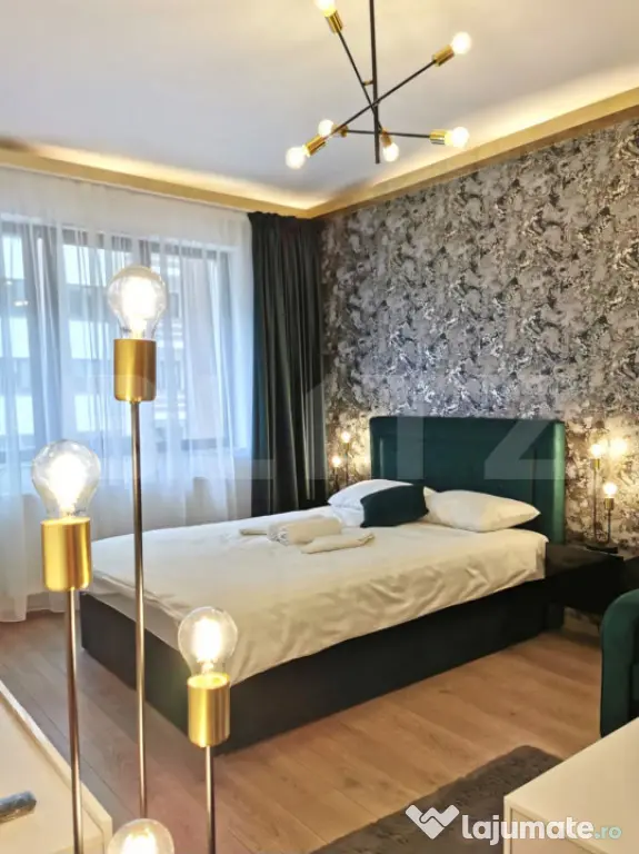 Garsoniera Premium / Zona Coresi Tractorul