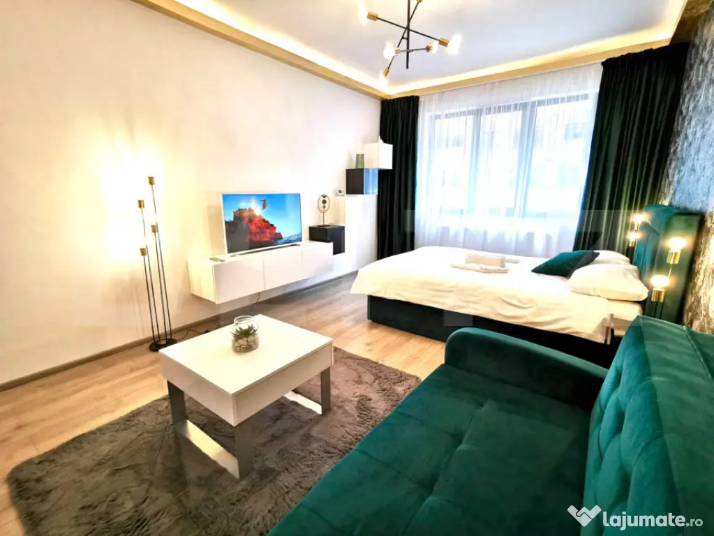 Garsoniera Premium / Zona Coresi Tractorul