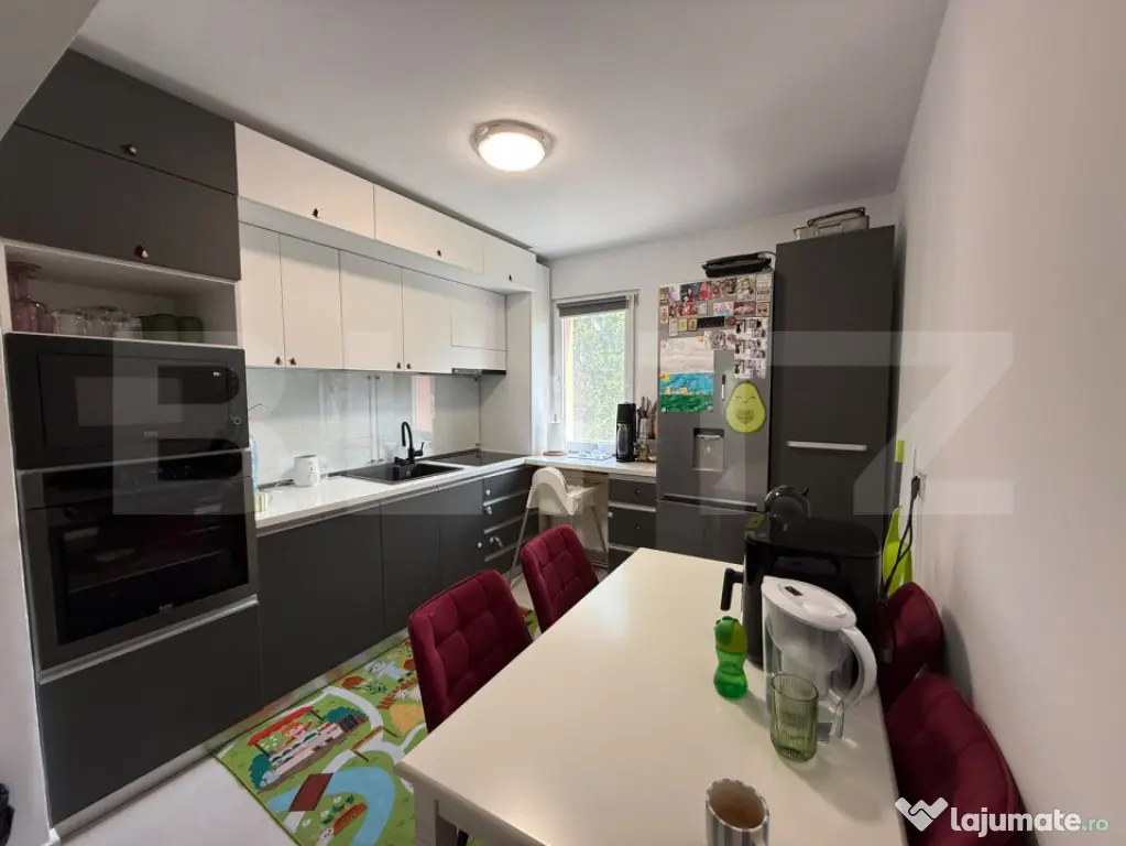 Apartament modern cu 2 camere, renovat complet, loc de parca