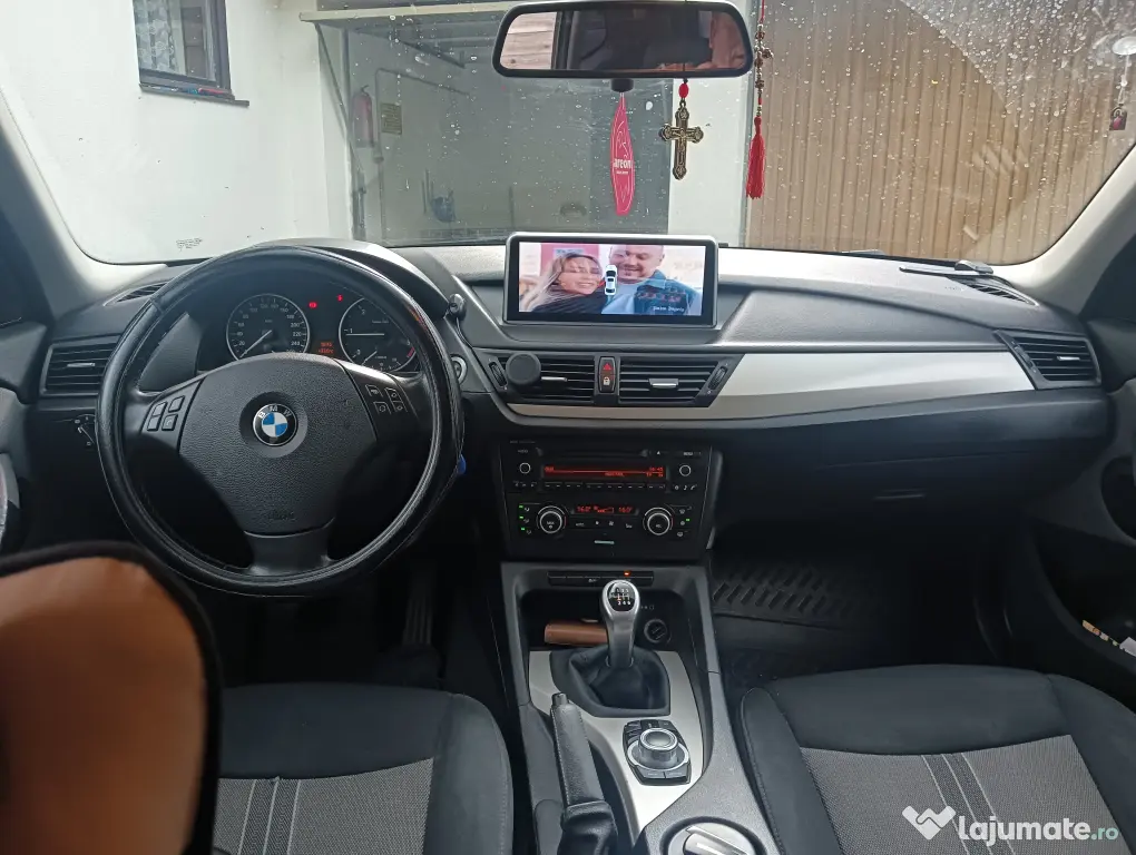 Vând BMW X1 S Drive