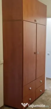 Mobilier 2 dulapuri hol dormitor + canapea extensibila și 2 fotolii