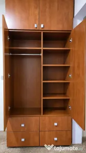 Mobilier 2 dulapuri hol dormitor + canapea extensibila și 2 fotolii