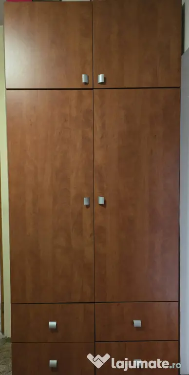 Mobilier 2 dulapuri hol dormitor + canapea extensibila și 2 fotolii
