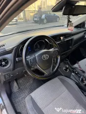 Toyota Auris Hibrid 