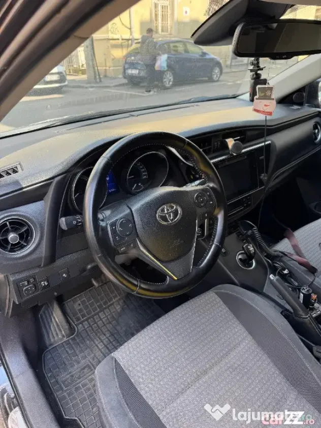 Toyota Auris Hibrid