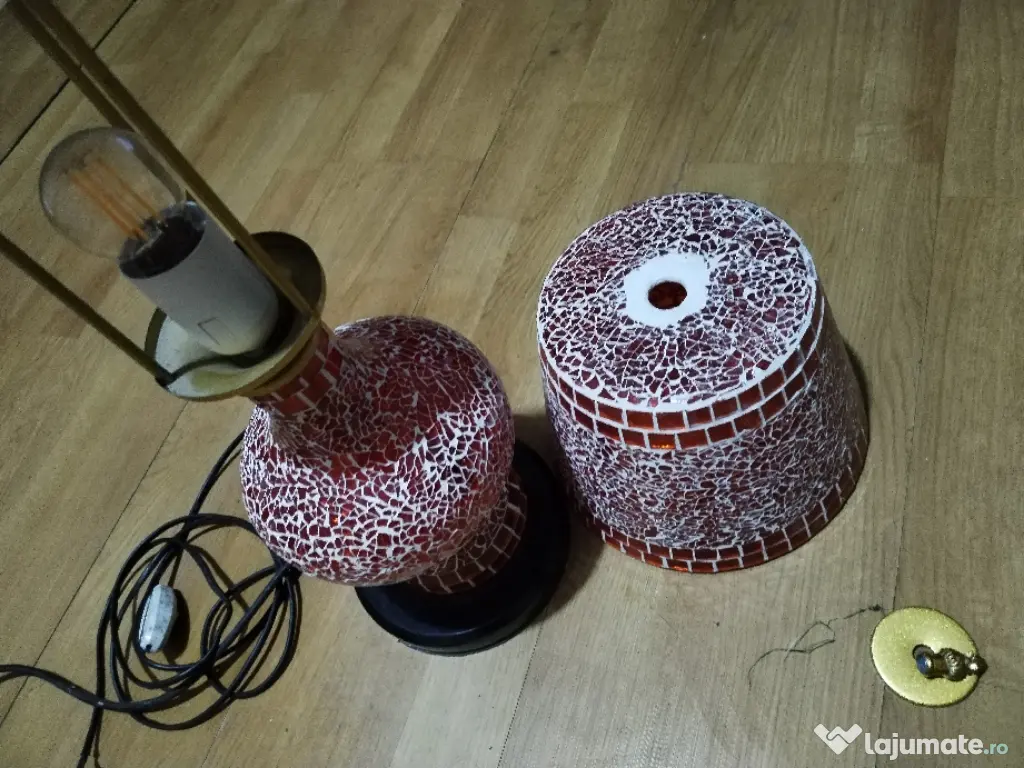 Veioza stil oriental cu mozaic din sticla