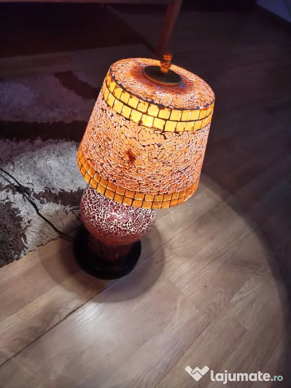 Veioza stil oriental cu mozaic din sticla