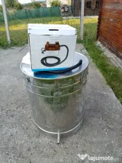 vând topitor de ceară