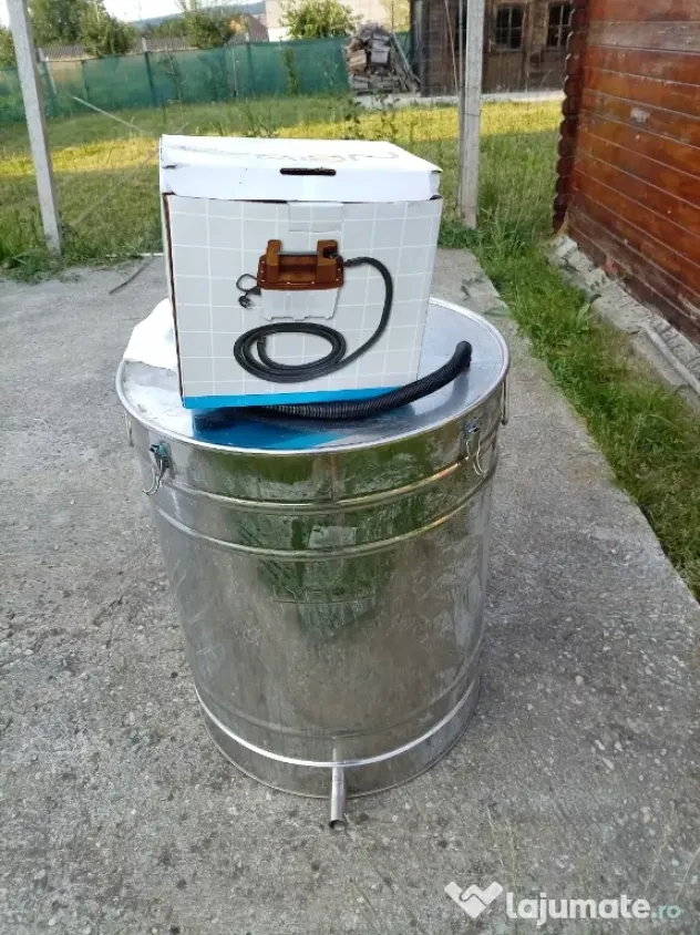 vând topitor de ceară