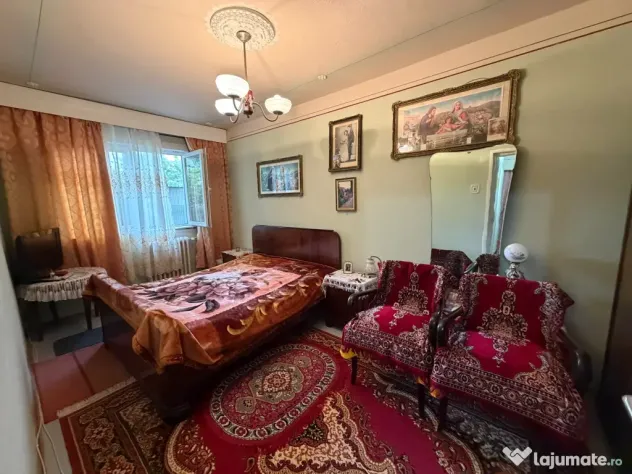 Apartament cu 3 camere 80mp in zona Vlaicu, Arad