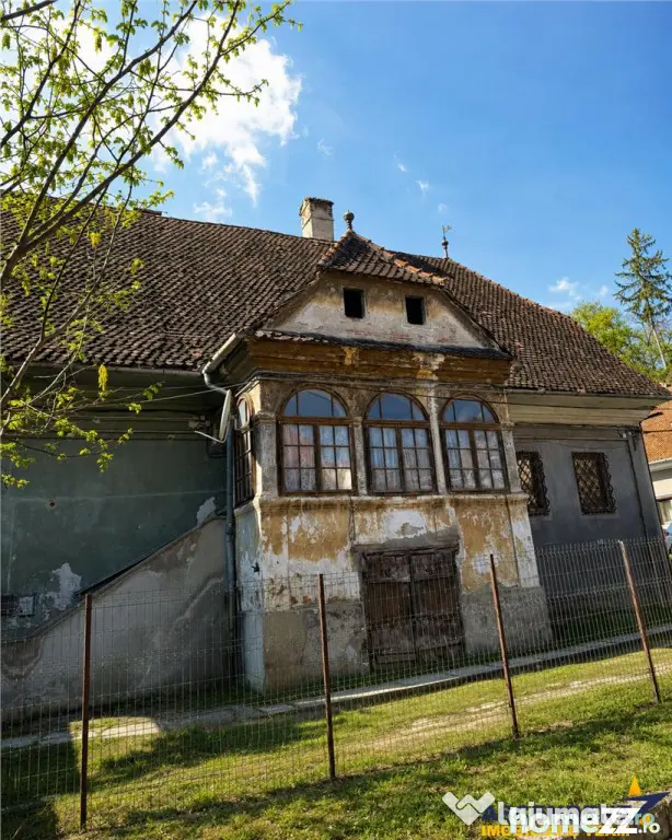 Proprietate de colectie, monument de valoare nationala, deta
