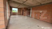 Casa 4 camere 111mp, 440 mp teren. Micro 16