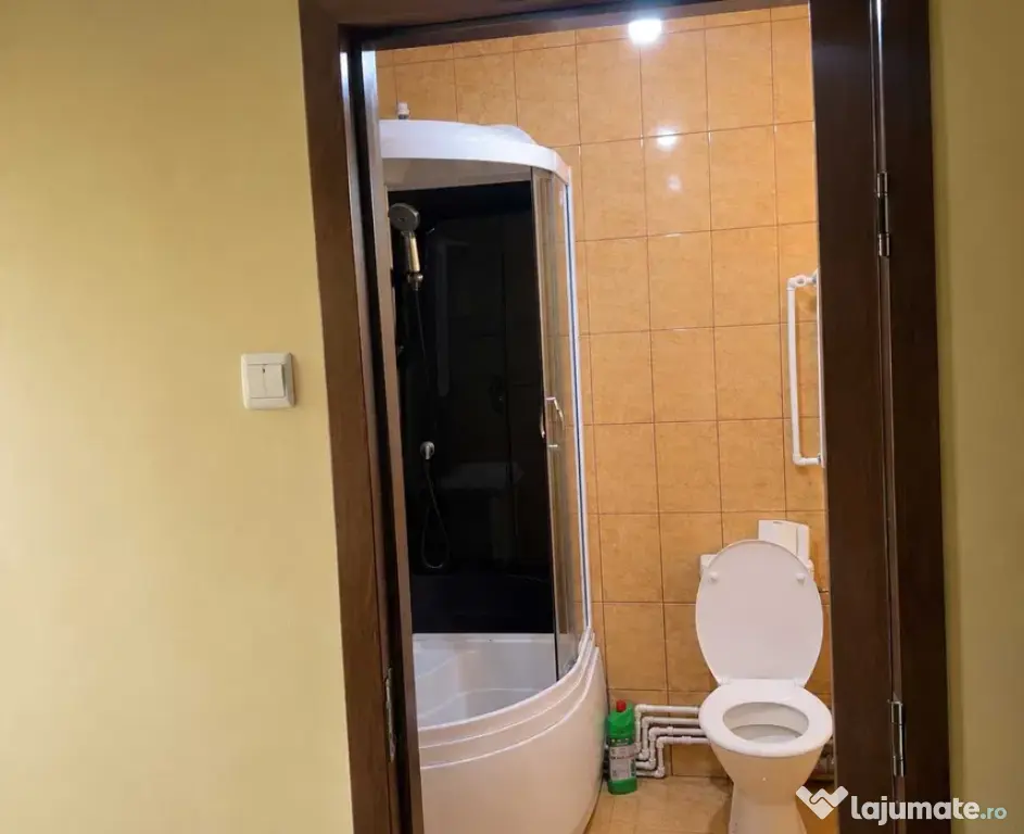 OCAZIE UNICĂ - casa în Ciurbești, liberă pentru mutare imediată