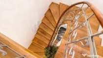 2 CAMERE LUX UNIVERSITATE