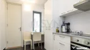 2 CAMERE LUX UNIVERSITATE 