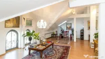 2 CAMERE LUX UNIVERSITATE